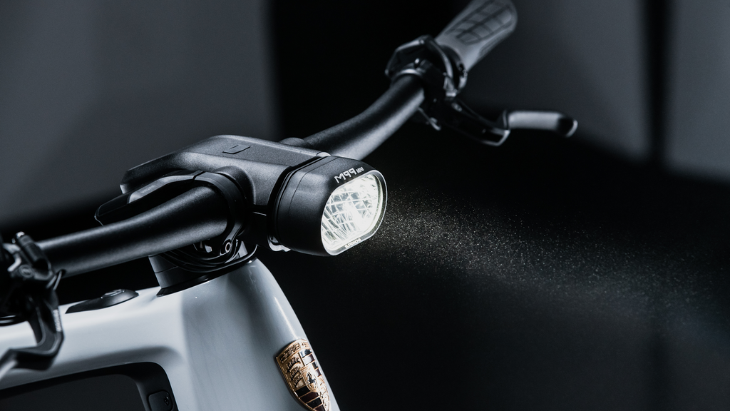 Feu arrière vélo Supernova TL3 MINI PRO 12V Feu arrière vélo Supernova TL3 MINI PRO 12V